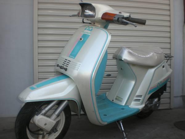 Скутер - мокик Honda Takt AF-09 50сс 2т