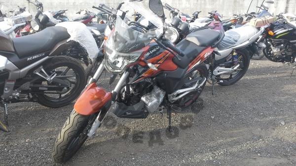 Zongshen Мотоцикл Zongshen Piaggio Destra 200