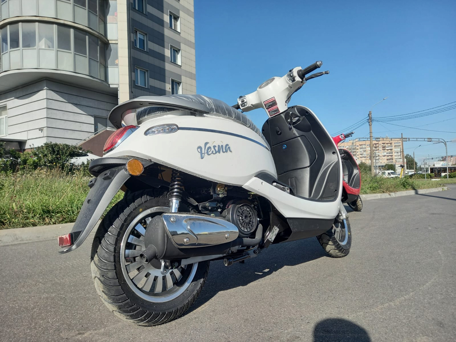 M1NSK Скутер M1NSK Vesna 50 (белый) Ретроскутер