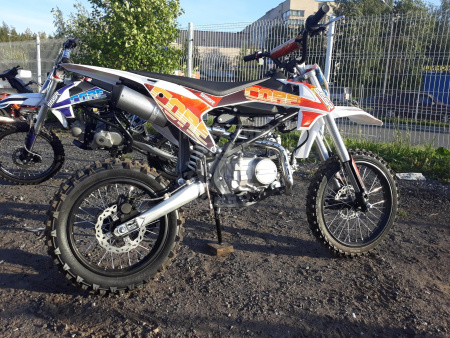 SSR Питбайк SSSR CORE 125e A 17/14 автомат