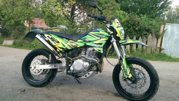 BaltMotors Мотоцикл BaltMotors Enduro 200 DD green sport