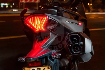 SYM Максискутер SYM MAXSYM TL 500i черный