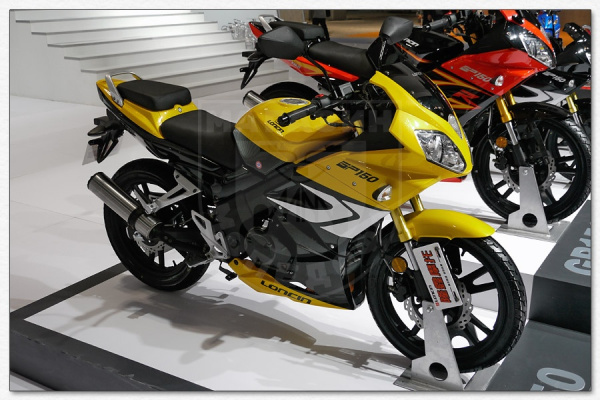 SAGITTA Мотоцикл sagitta spitzer 150 yellow