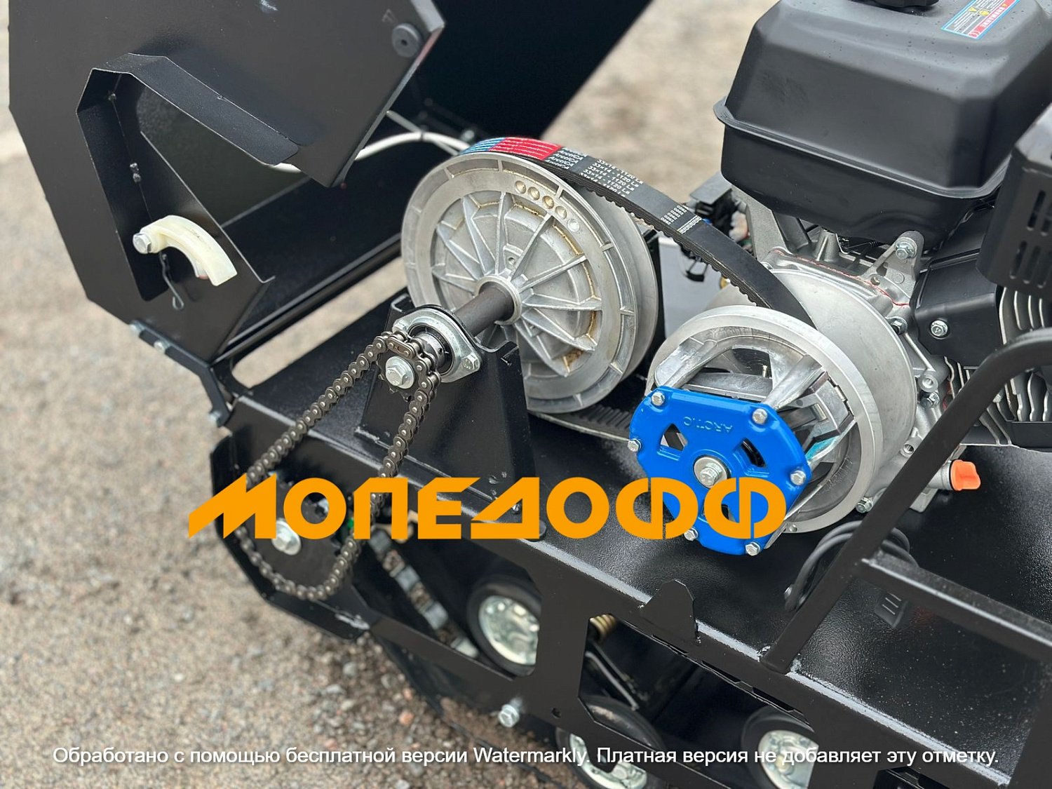 Одно-гусеничный М500 Мотобуксировщик Мужик М500 20л.с