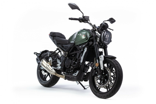 Loncin Мотоцикл VOGE 300AC, черный/зеленый