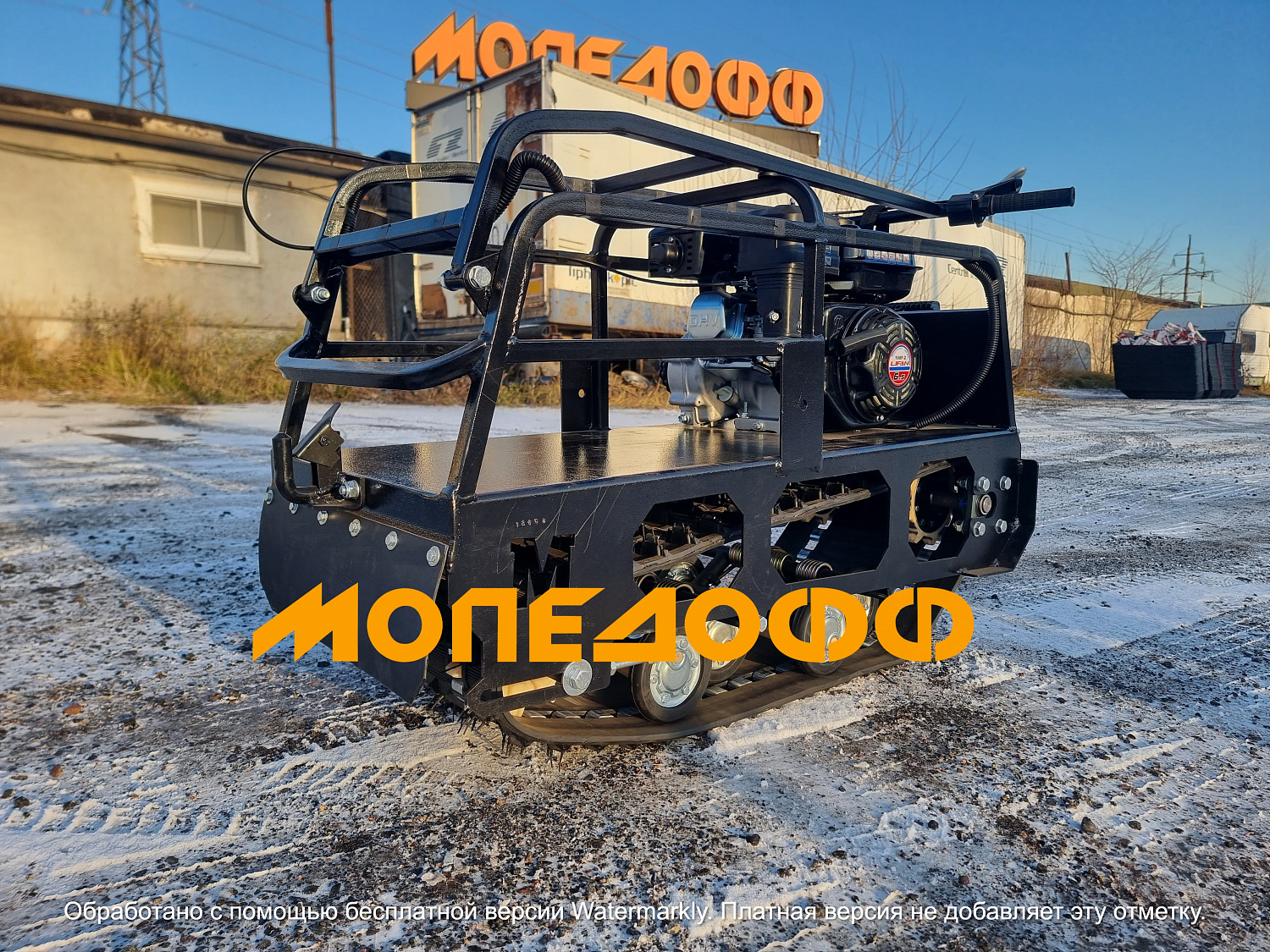 Одно-гусеничный М380 Мотобуксировщик Мужик М380