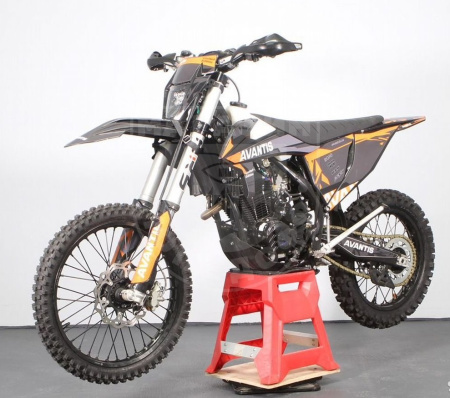 Avantis Мотоцикл Avantis Enduro 250 Carb Exclusive orange