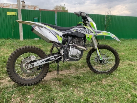 Zongshen Мотоцикл ZONGSHEN AIBEX 250 light green