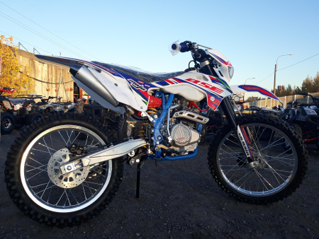 BSE Кроссовый мотоцикл BSE J1 250E LIMITED EDITION 21/18 кросс