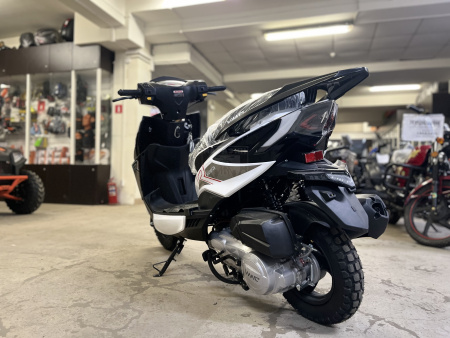 VENTO Скутер Vento City 50cc (150сс) белый/чёрный