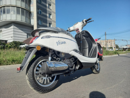 M1NSK Скутер M1NSK Vesna 125 (белый) Ретроскутер
