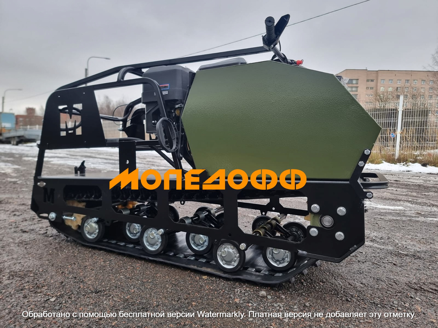 LUXE M500 Мотобуксировщик Мужик М500 22л.с. хаки с реверсом