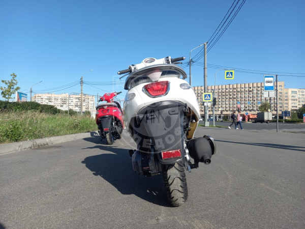 M1NSK Скутер M1NSK Vesna 125 (белый) Ретроскутер