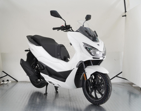 VMC Скутер VMC PCX 200 белый