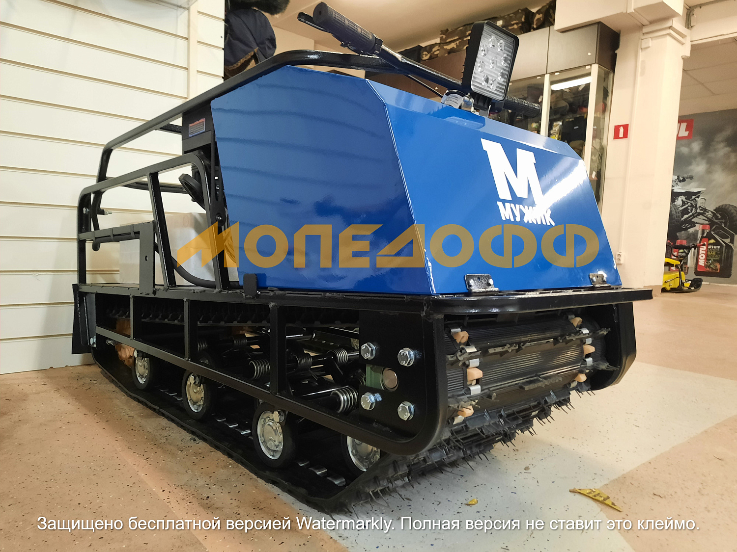 LUXE M500 Мотобуксировщик Мужик М500V 17л.с