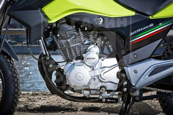 Zongshen Мотоцикл ZONGSHEN-PIAGGIO Destra  200