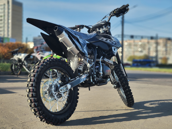 BSE Мотоцикл BSE Z1 Black Raven