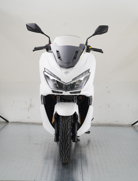 VMC Скутер VMC PCX 200 белый
