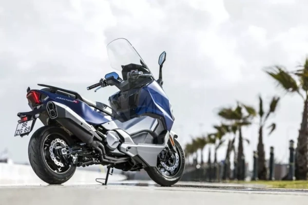 SYM Максискутер SYM MAXSYM TL 500i синий