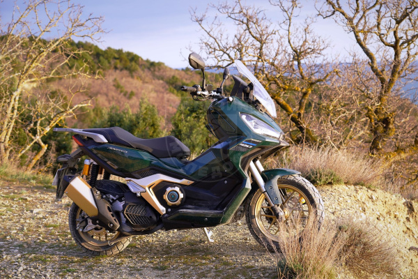 Motosuper Скутер Motosuper Adviser 150 Light Grey Gold 150cc 4t (Светло серый)