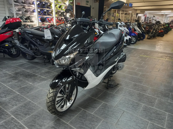 NEXUS МаксиСкутер ARC 50(125) черный